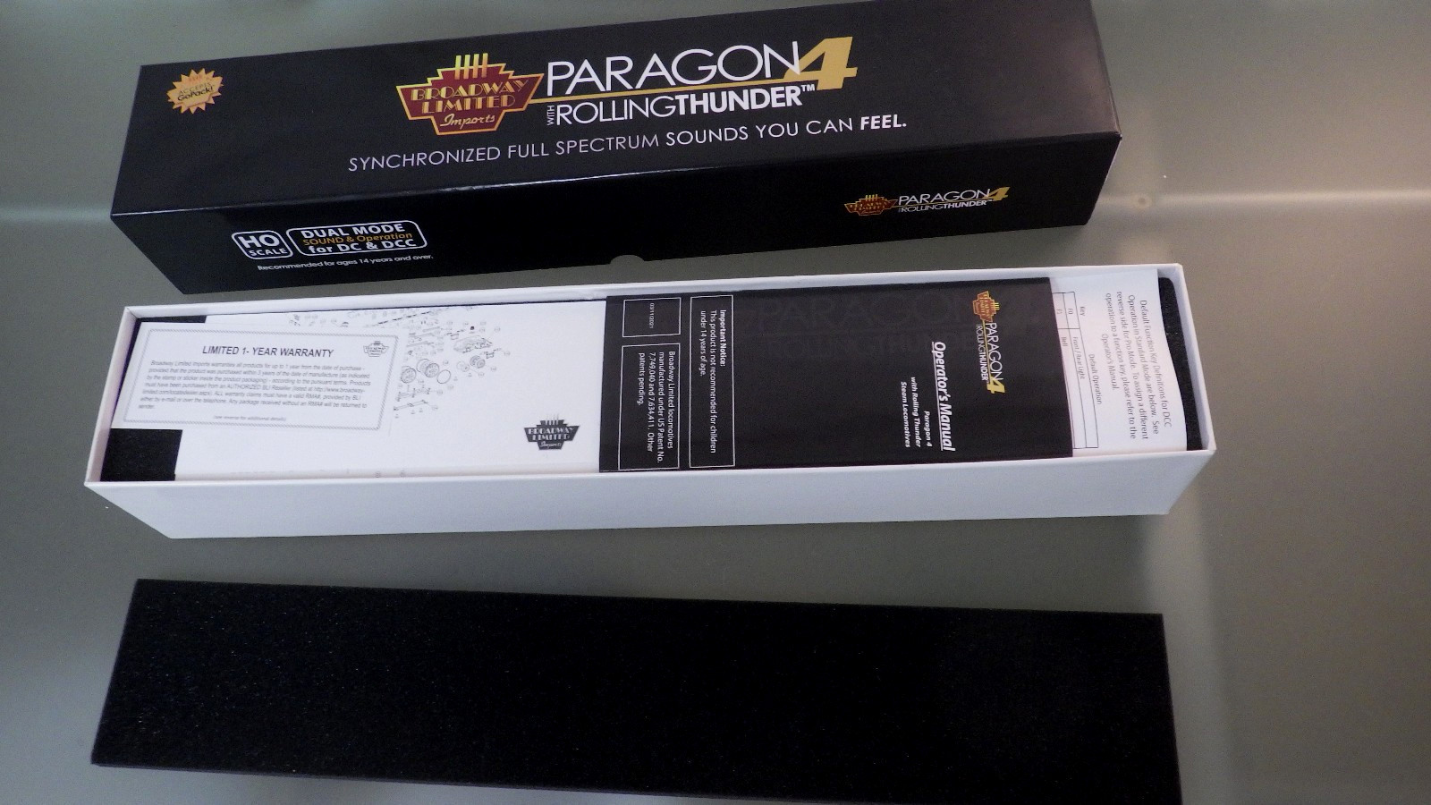 HO-Broadway Limited PARAGON4 Milw HIAWATHA S3 4-8-4 Locomotive *Box SOUND/DC/DCC