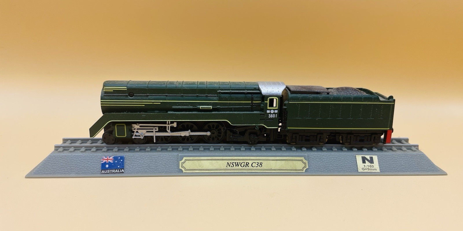 Delprado N Scale NSWGR C38 Locomotive, Static / Display Only – Good Condition