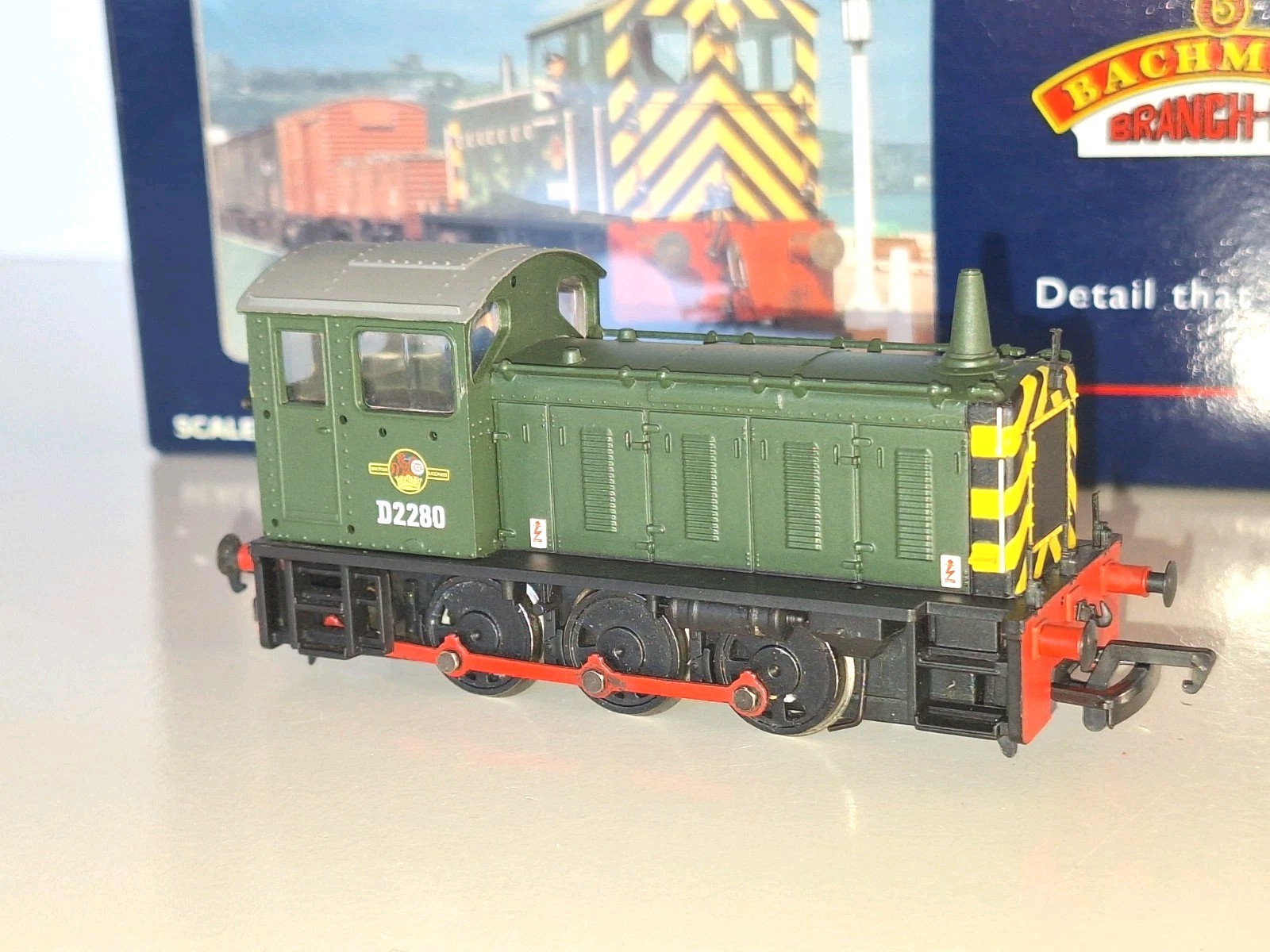 Bachmann 31337 04 Diesel Loco. New Old Stock. Mint Cond.2 Rail DC Boxed.OO Scale