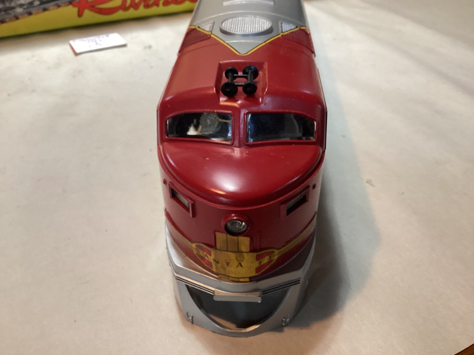 Vintage Rivarossi O scale 2-Rail Santa Fe FM Erie diesel engine shell in box