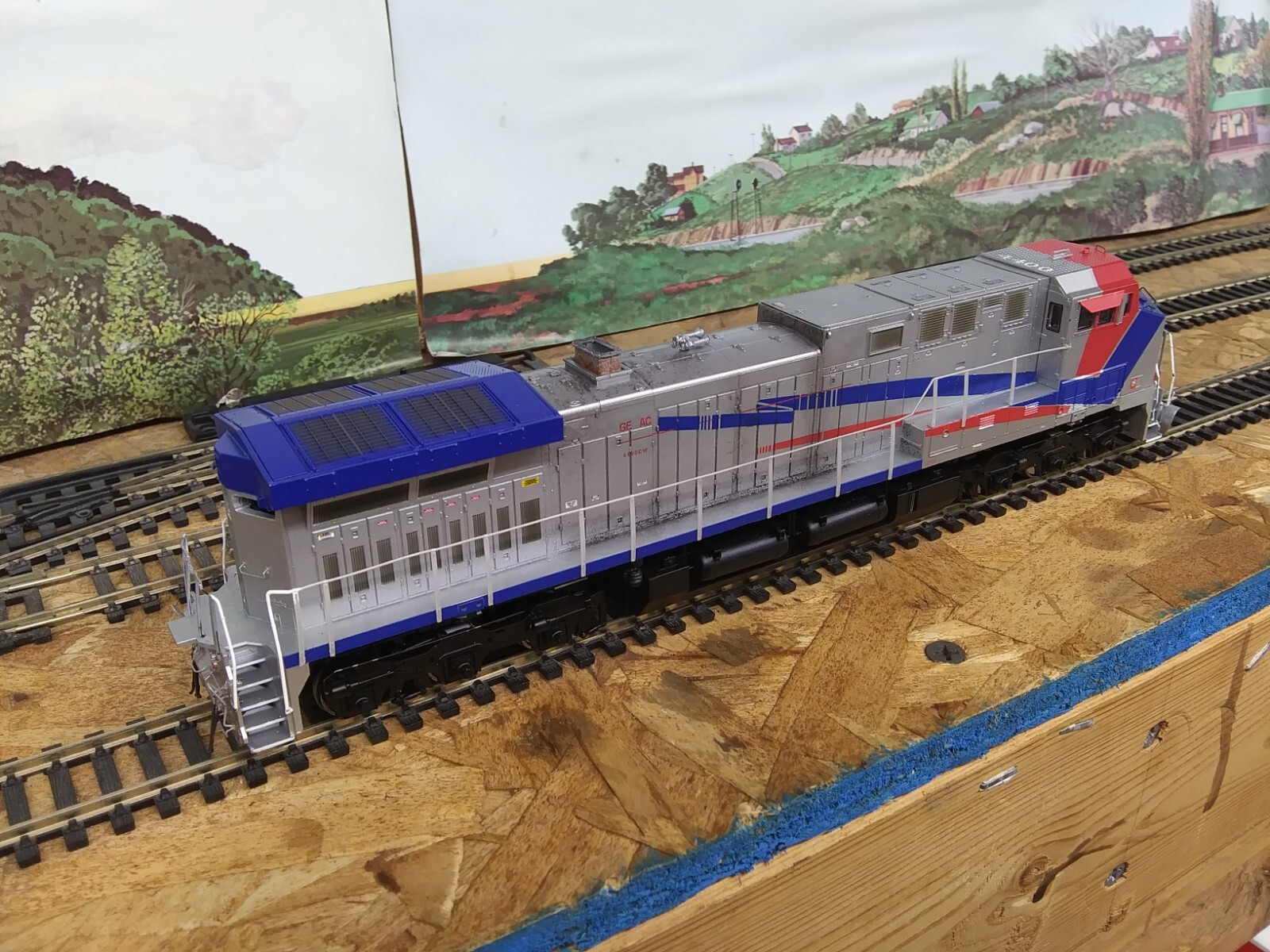 HO Kato/Athearn/Bowser AC4400CW GE Demonstrator #2000 Kitbash Project 95% Done