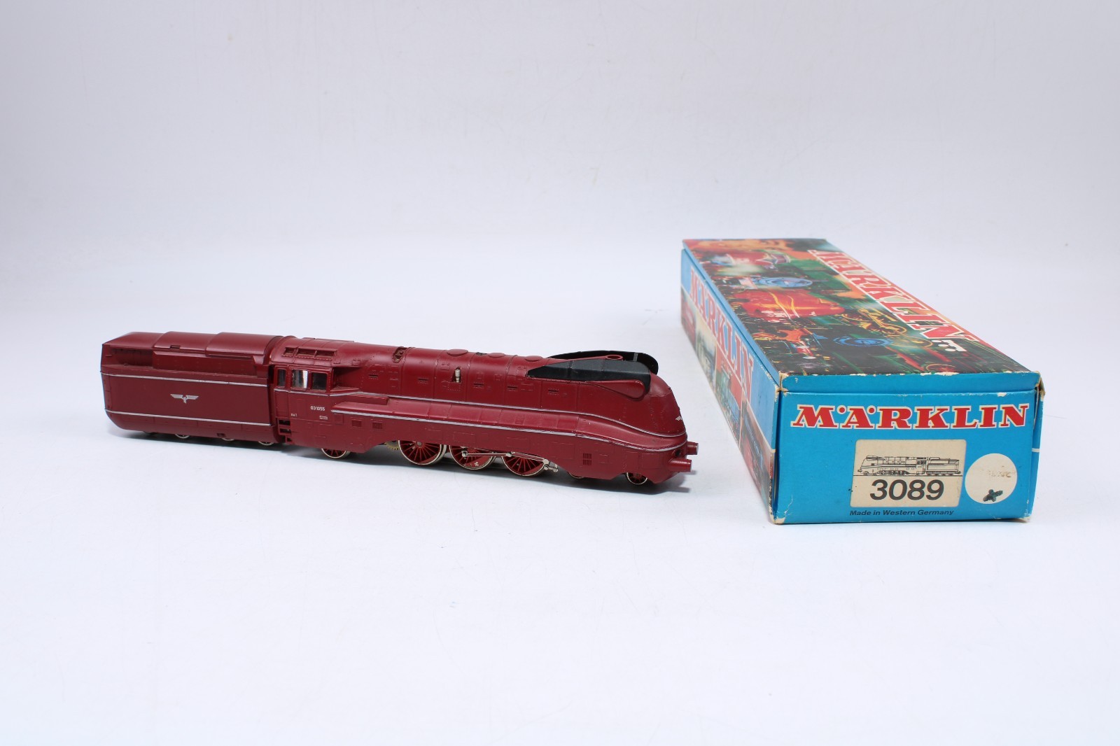 Märklin 3089 HO Scale BR 03.10 4-6-2 Streamlined Steam Locomotive DR #03 1055