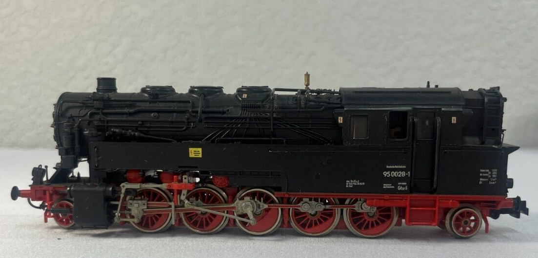 HO Scale Piko BR 95 0028 1 S Steam Locomotive (#35673)