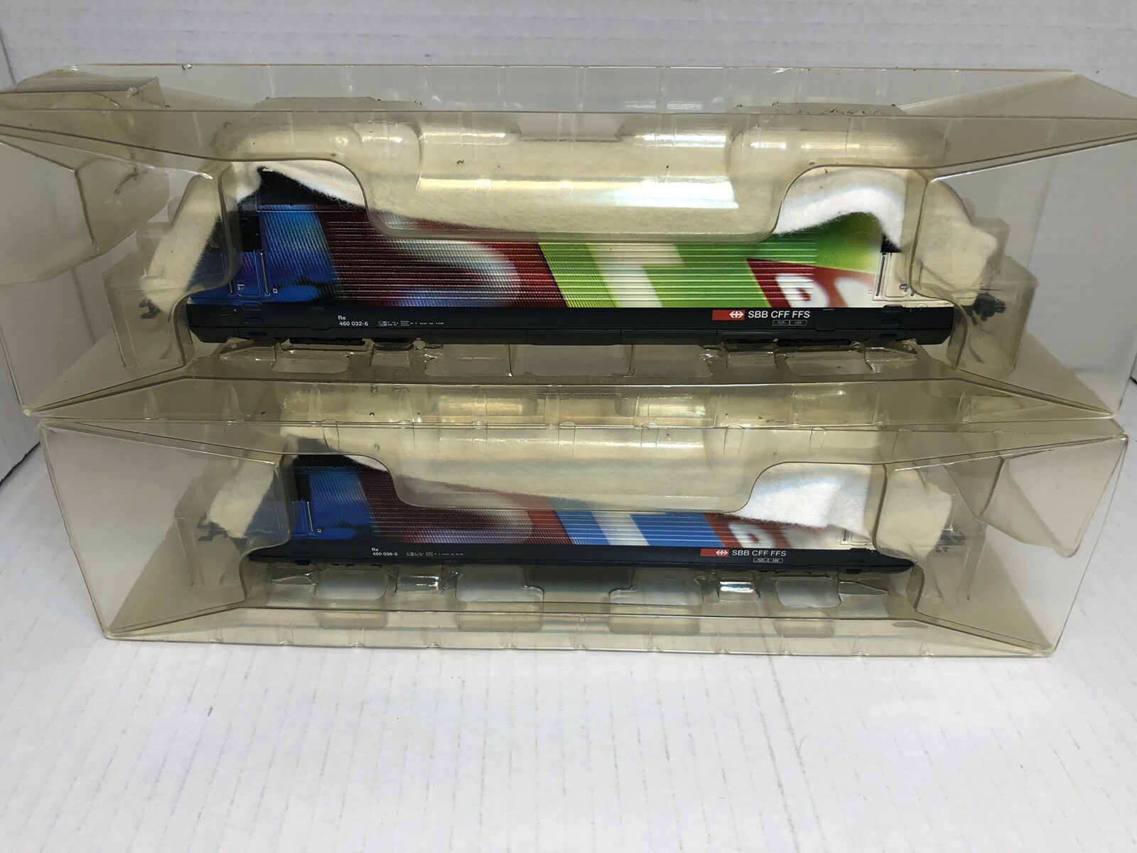 Marklin 34618 HO – Series 460 “Swiss Television” Electric Locomotive Set