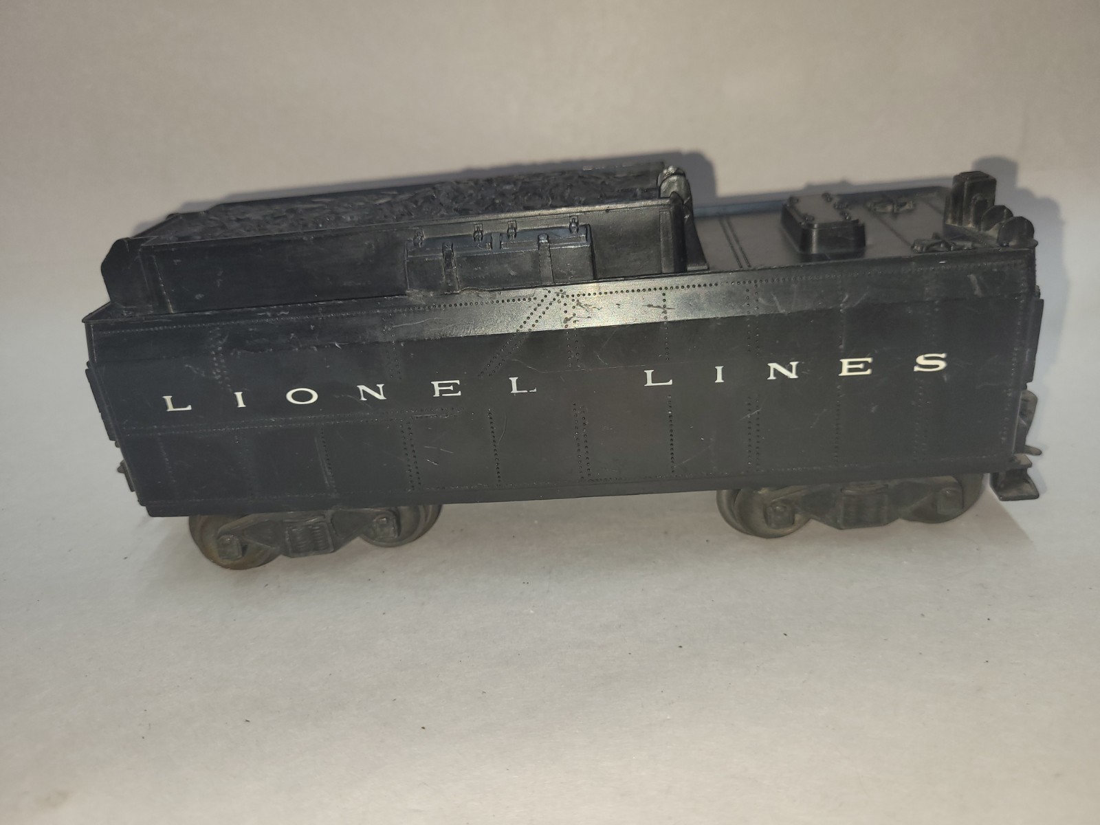 Postwar Lionel O Gauge 2-6-4 Steam Locomotive #2025 + Tender Runs Well!