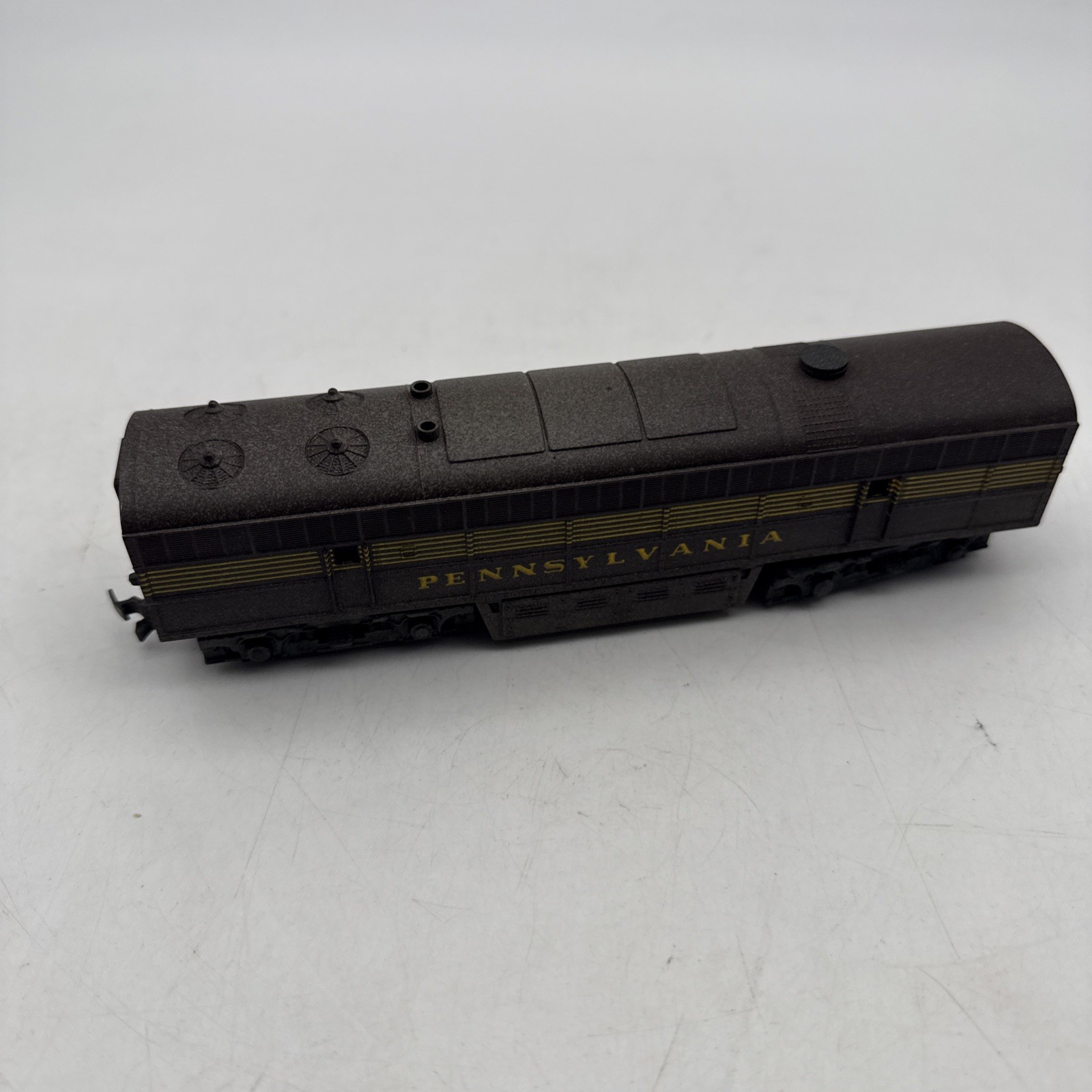 HO AHM Rivarossi Pennsylvania PRR FB7 Dummy B Locomotive Unit Made in Yugoslavia