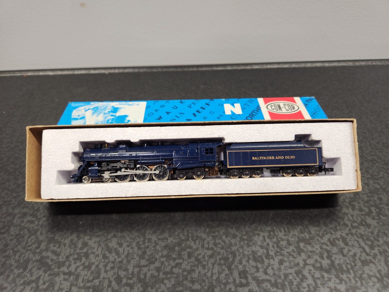 Vtg Con-Cor N Scale Royal Blue Baltimore & Ohio Steam Locomotive & Tender NOS