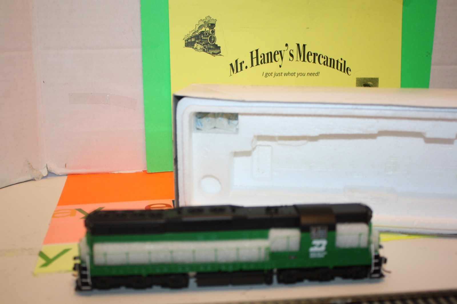 HO Broadway Lm’d* Blue Line EMD SD9 BN 6131 w DCC sound, DCC ready see details