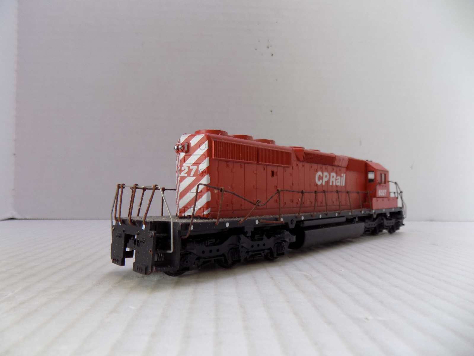DIESEL LOCOMOTIVE FOR; CANADIA PACIFIC RAIL RR. ; UNBRANDED POWERED