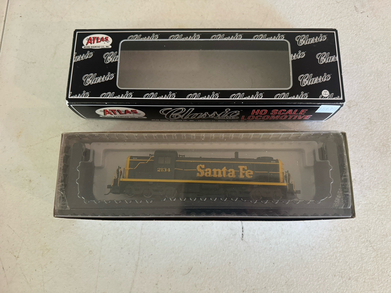 Atlas Classic Silver HO Alco RSD-4/5 Santa Fe #2134 Diesel Locomotive W/ Box