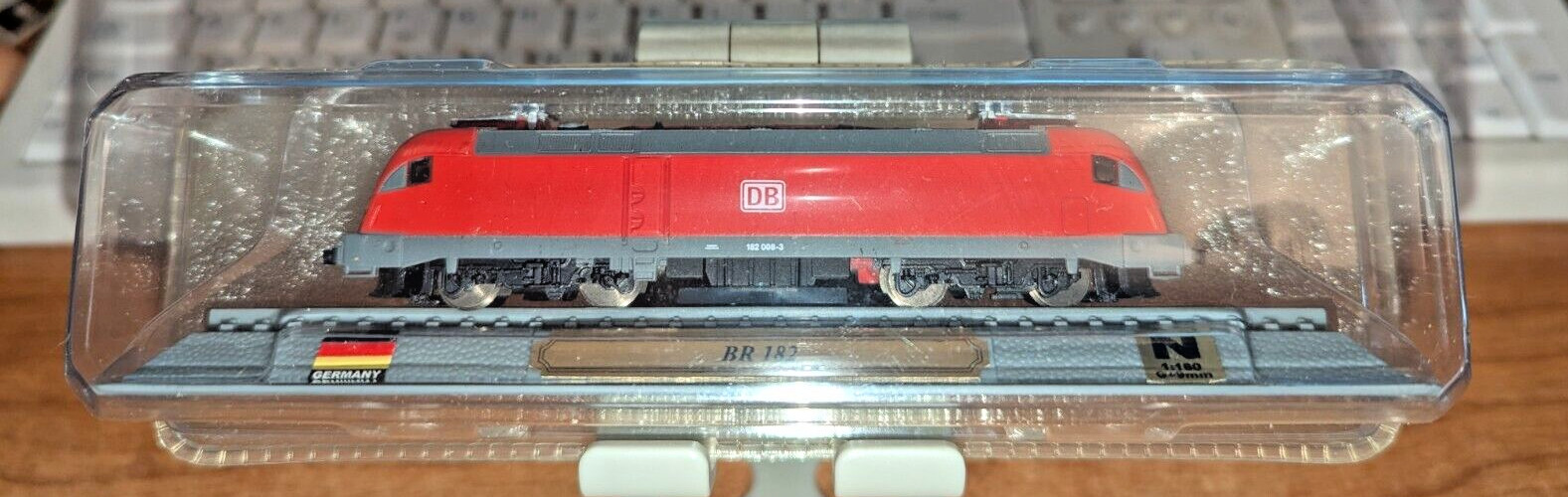 Del Prado Locomotives of the World Germany BR 182, N scale 1/160 FREE SHIPPING