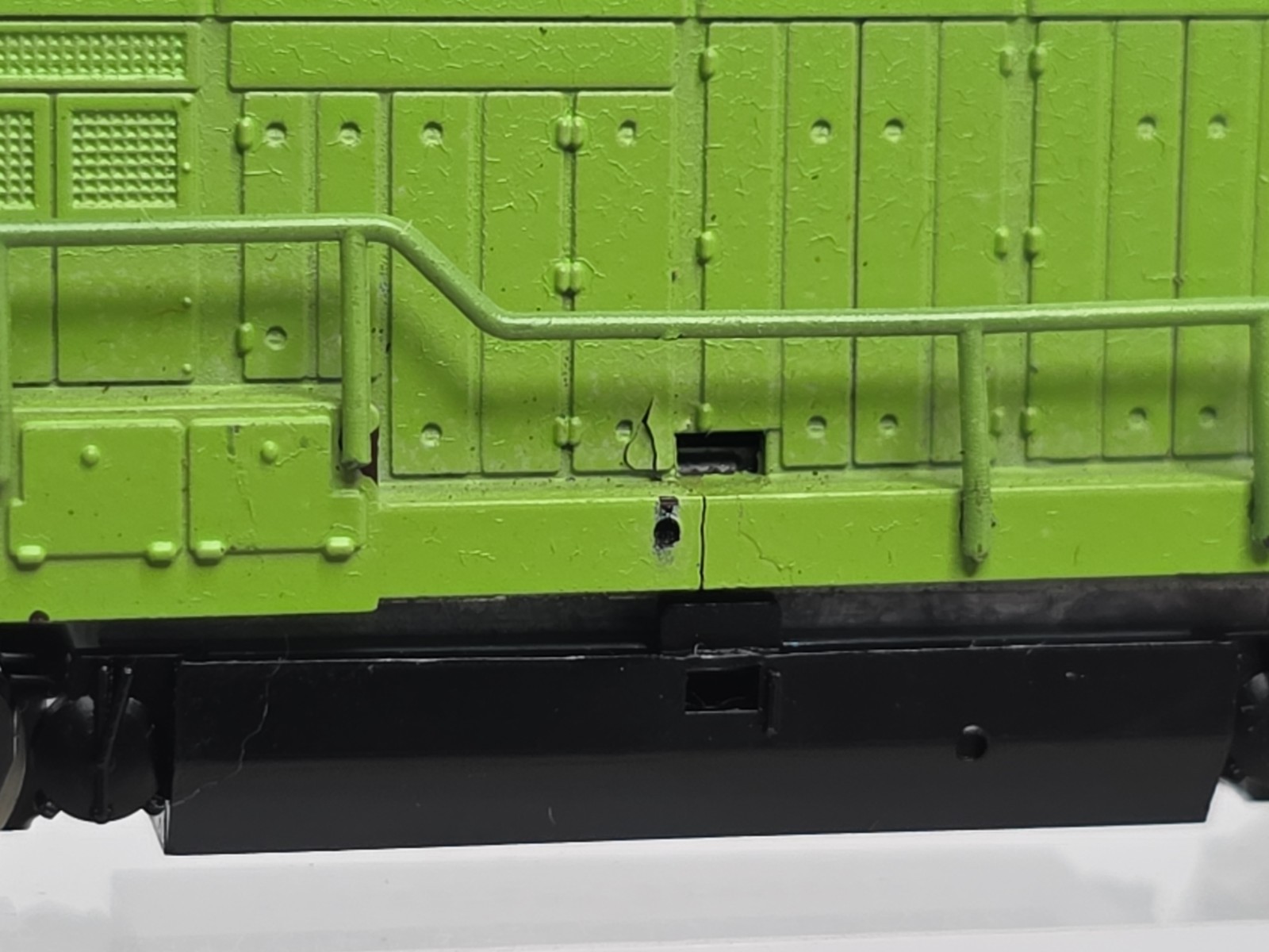 Mini-Trix N Scale Custom Burlington Northern 5206 U35C Diesel Loco Runs Smooth