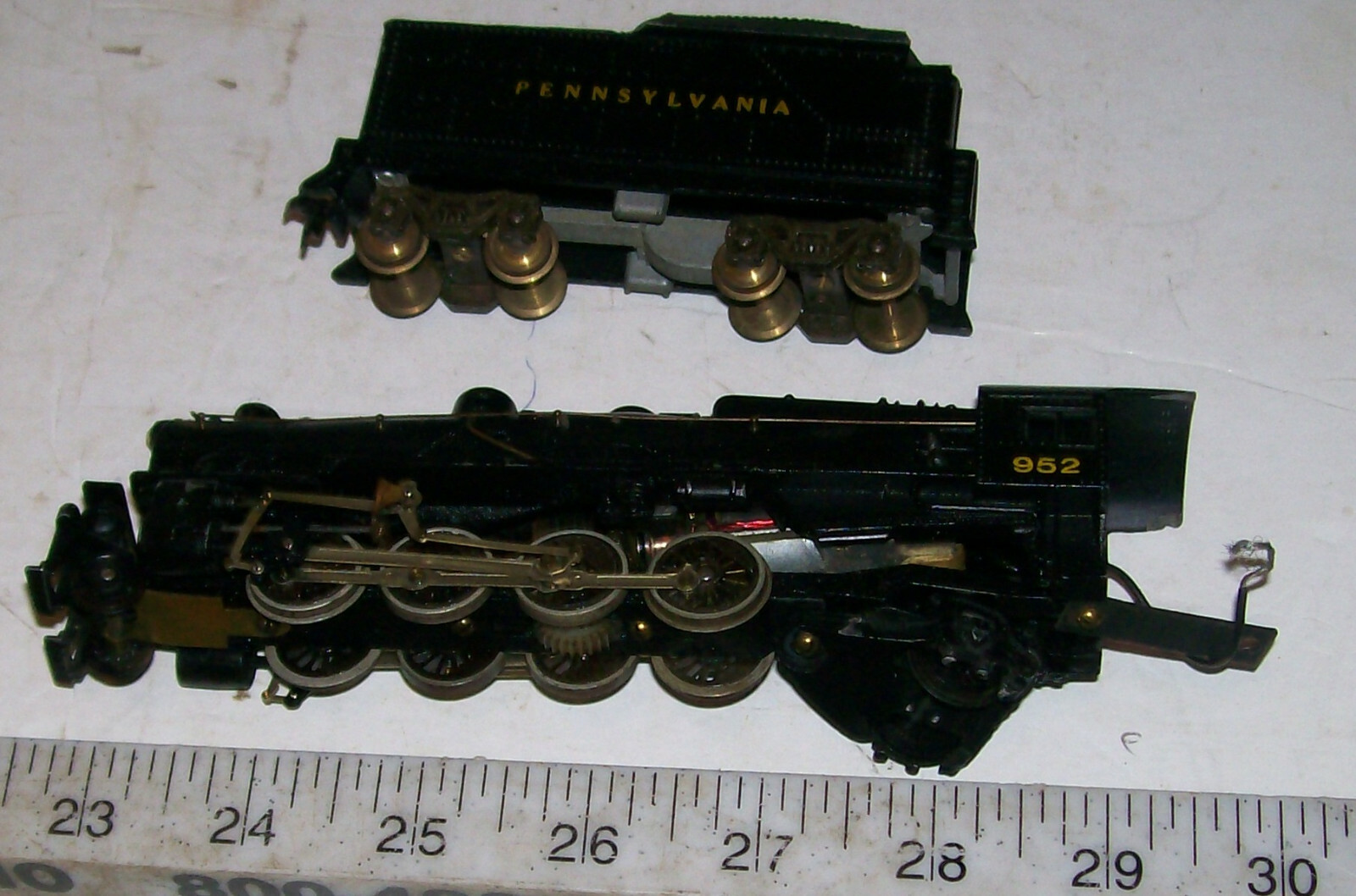2-8-2 Mikado Pennline/Bowser Metal HO Steam Locomotive & Tender PENNSYLANIA RR