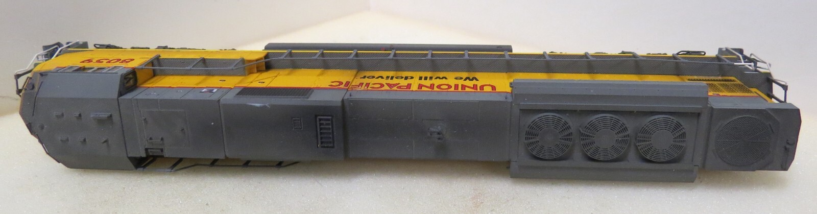 UP 8059. KATO SD90/43MAC. CUSTOM BY JOHN BEZUYEN. SOUTHERN TIER MODELWORKS. HO