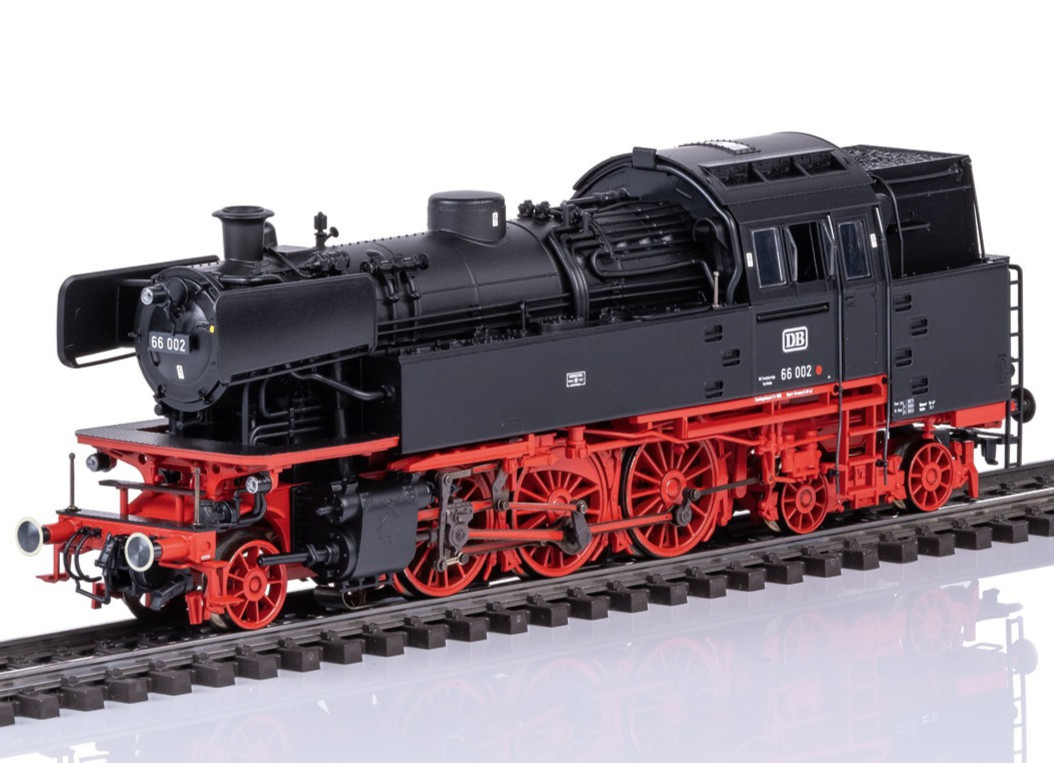 Märklin 39665 +41329 Steam Locomotive Br 66 + Car Set Sound Many Functions New