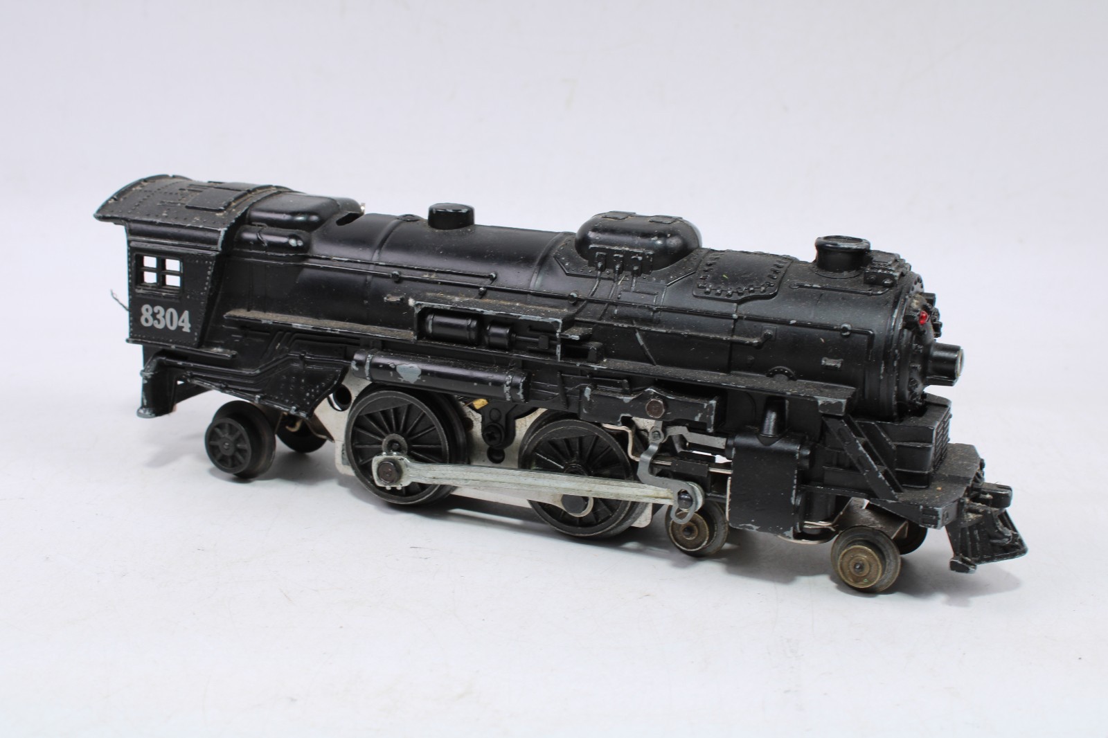 Lionel 8304 O Gauge 2-4-2 Steam Switcher Locomotive Scout Series
