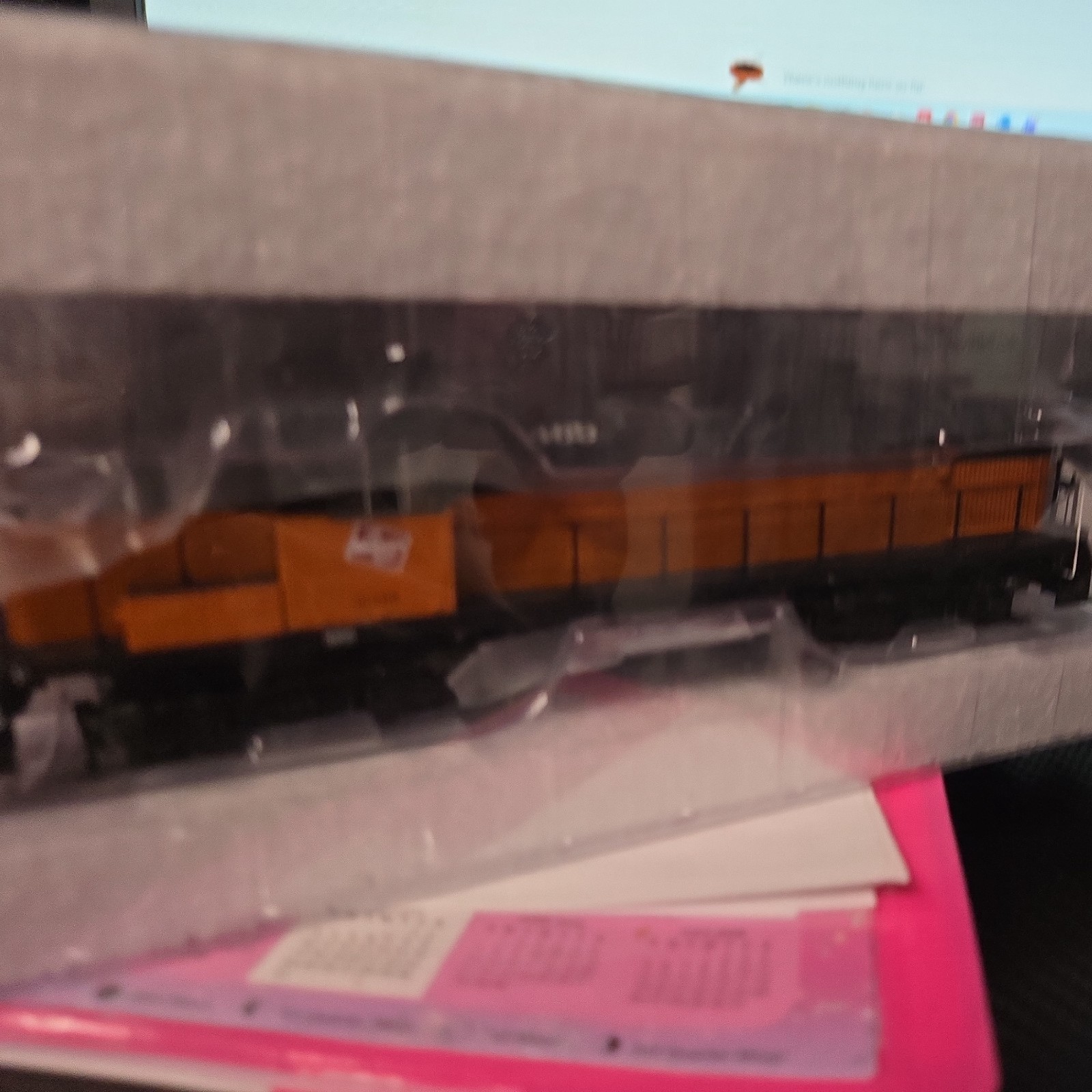 ATHEARN HO MILWAUKEE ROAD RS-3 LOCOMOTIVE #469 w/DCC QUICK PLUG ITEM #96754 NEW!