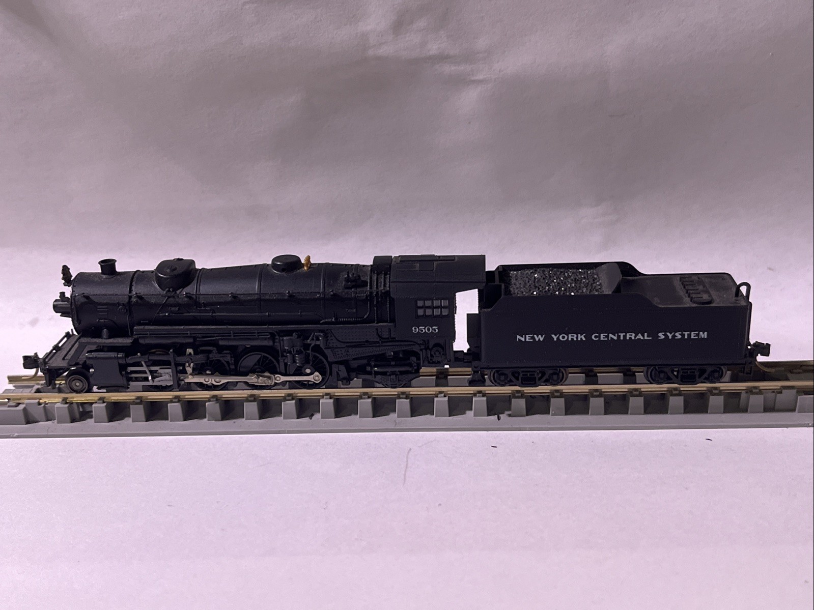 Kato N Scale New York Central Heavy Mikado 2-8-2 Steam Locomotive No. 9505