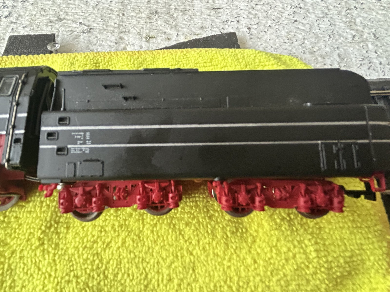 Vintage Rivarossi HO DB BR 10 4-6-2 Steam Locomotive 10001 & Tender – Some TLC