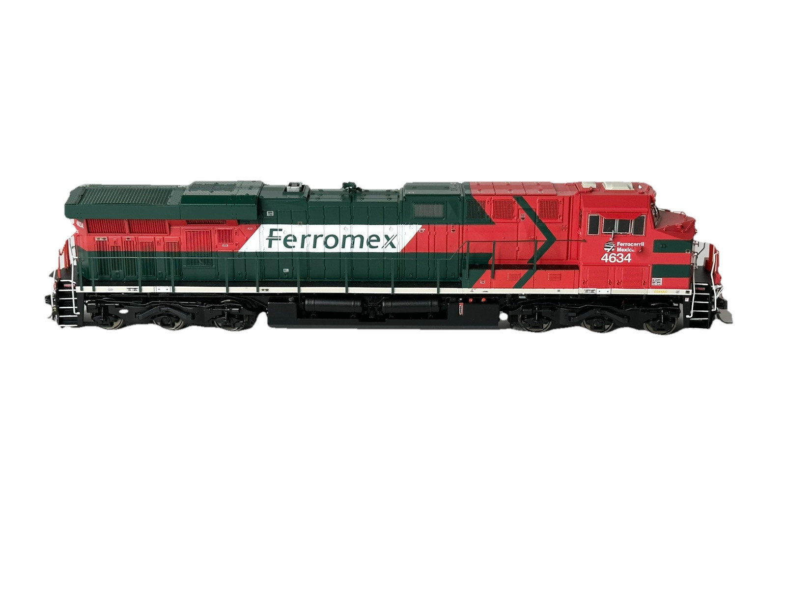 ScaleTrains SXT 33076 HO GE ES44AC Ferromex DCC/Custom SoundTraxx Sound/