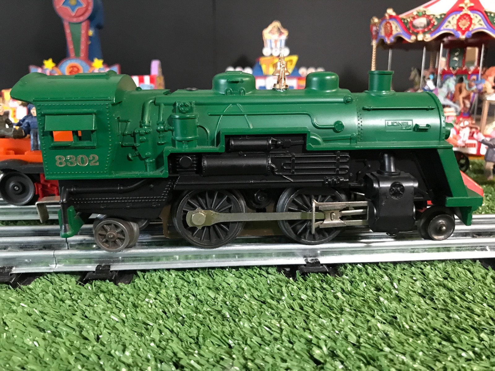 Locomotive Lionel 8302 with Sloped Tender