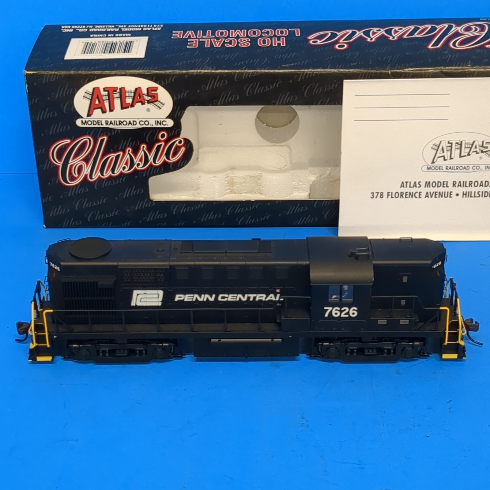 Atlas Classic H.O. Scale Locomotive RS-11 Diesel Loco Penn Central 7926