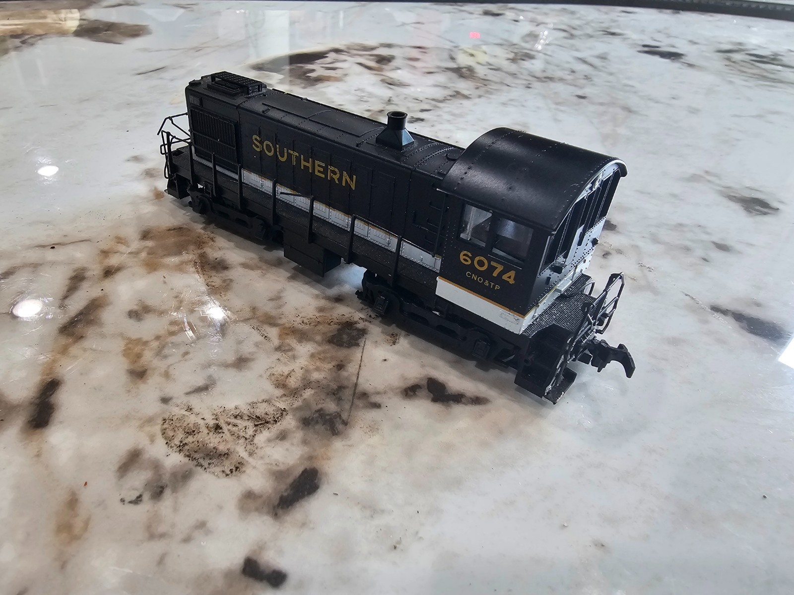 Atlas Roco HO Southern Ry ALCO S-2 Diesel Switcher Loco 6074 CNO&TP Serviced DC