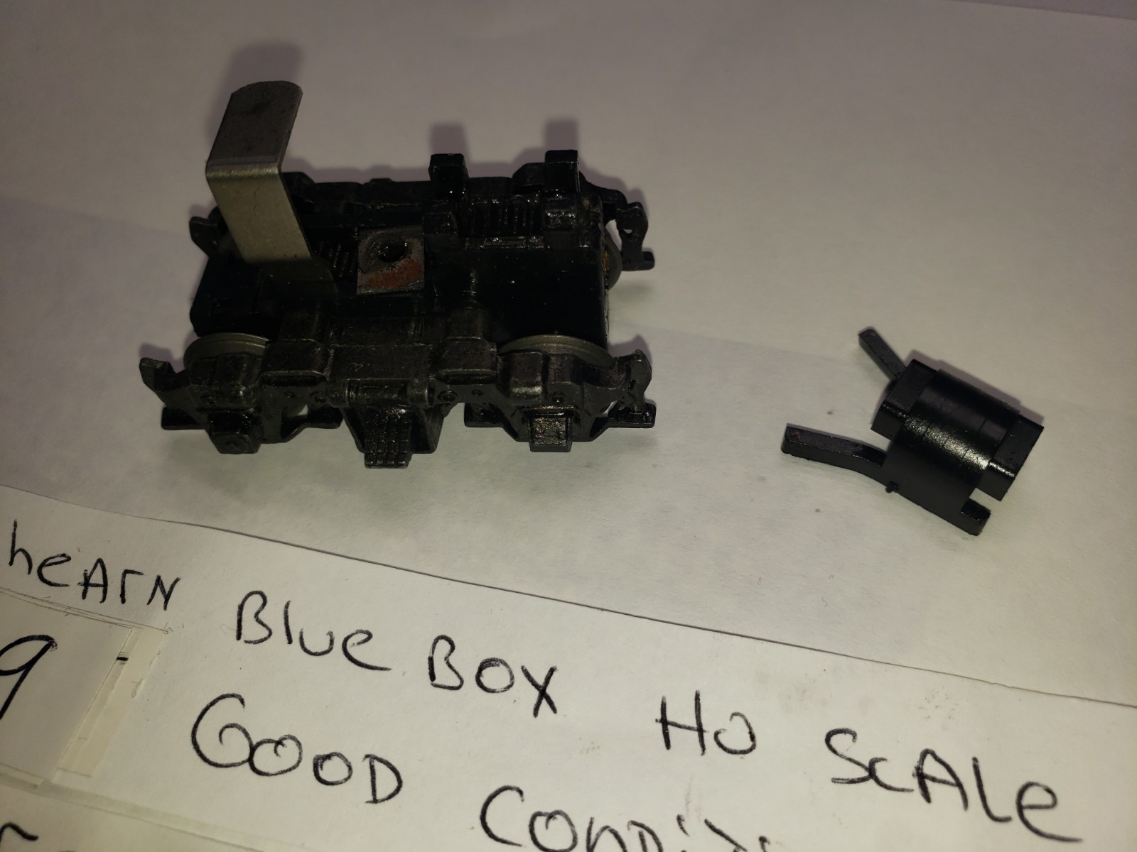 GP9 FRONT DIECAST METAL GEARED 4 WHEEL TRUCK ATHEARN BB HO SCALE Old Style PART