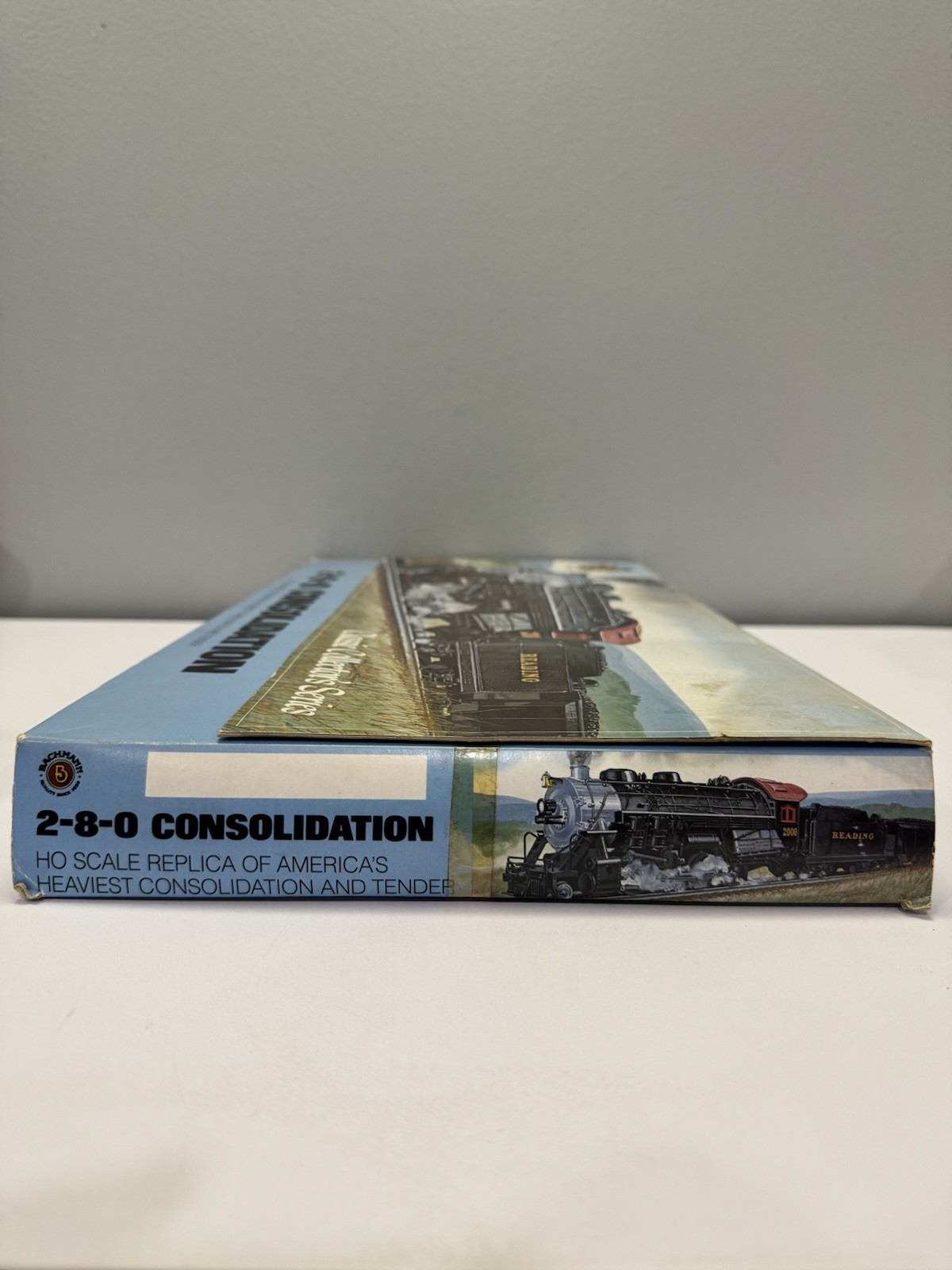 Bachmann 530-02 SANTA FE 2-8-0 Consolidation Locomotive & Tender HO Open Box