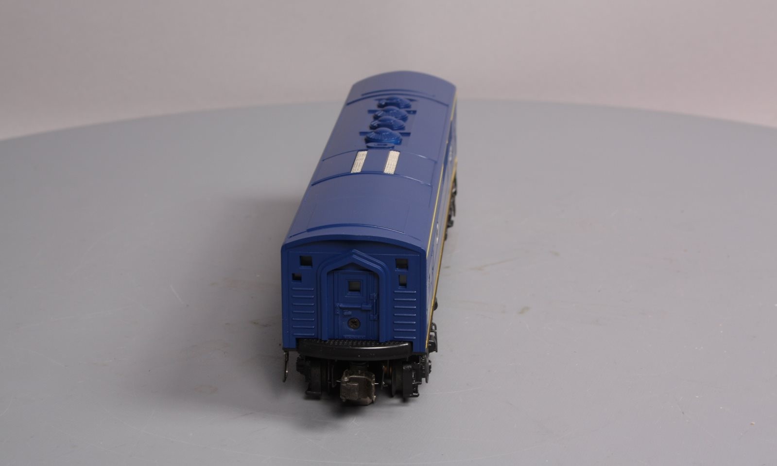Lionel 6-18122 O Santa Fe F3 Blue/Yellow Non-Powered Diesel B-Unit #200B w/RS II