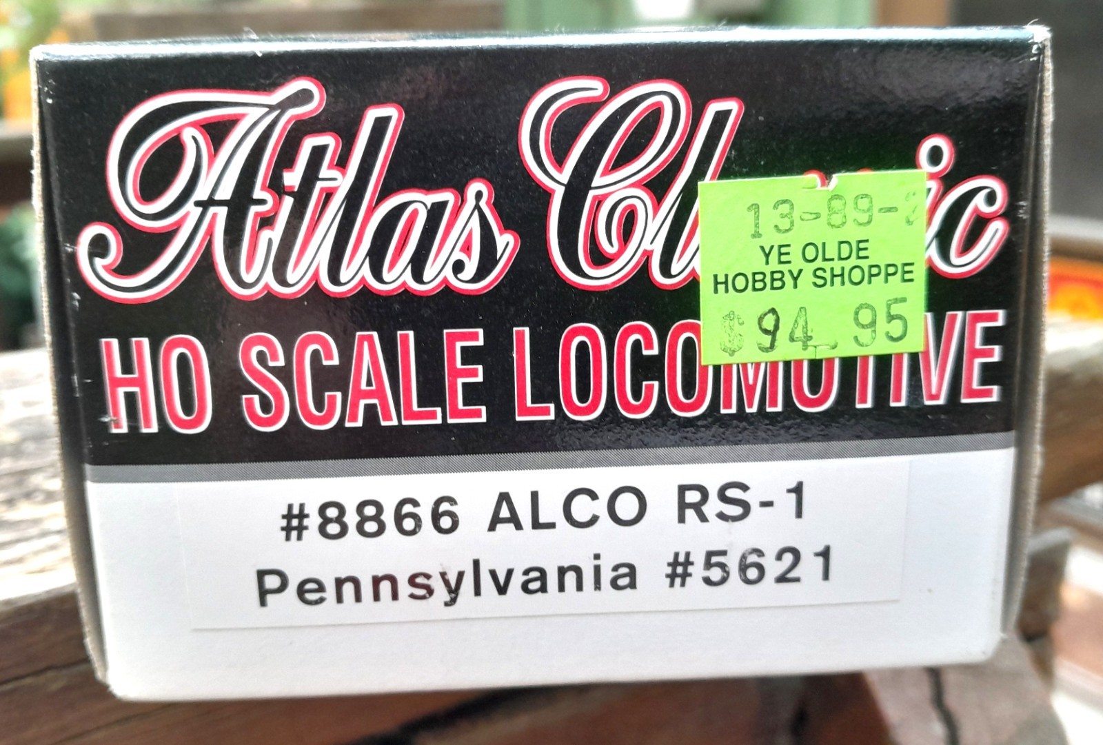 Atlas Clasic HO Scale ALCO RS-1 PRR#5621 Diesel Engine Free Shipping