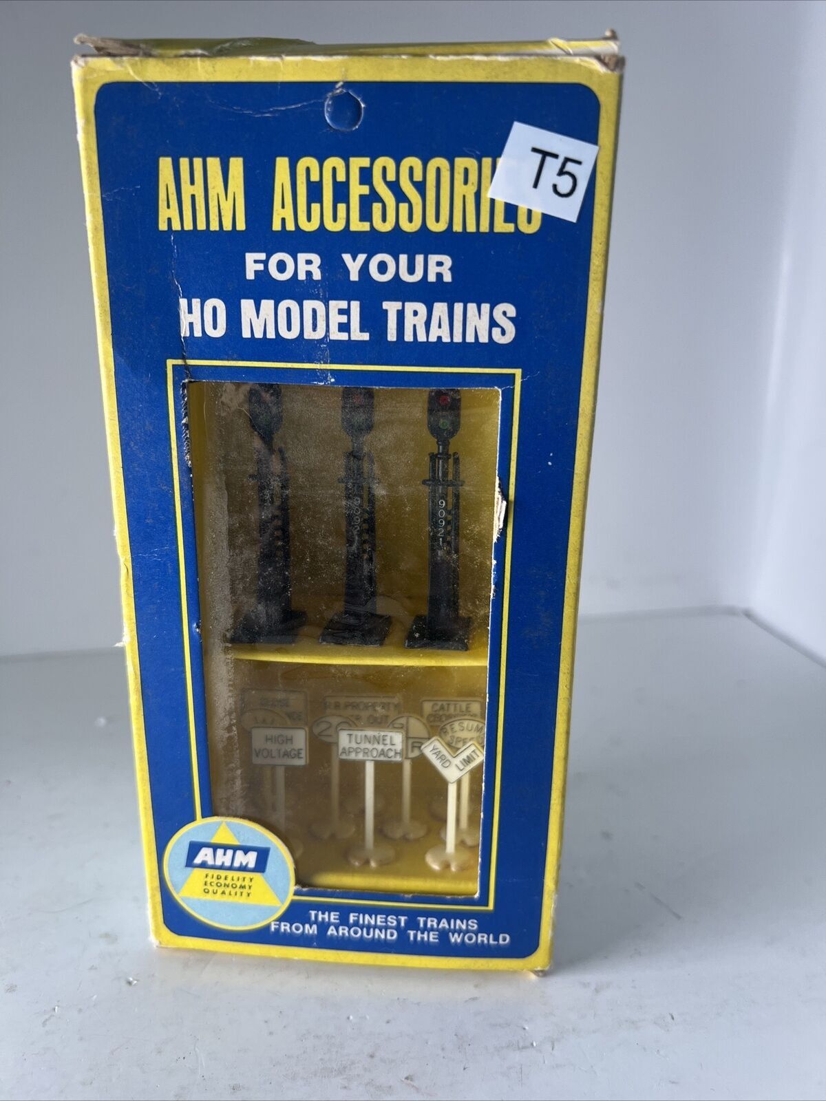 AHM Accessories for Your HO Scale Model Trains Assorted RR & Traffic Signs 1:87