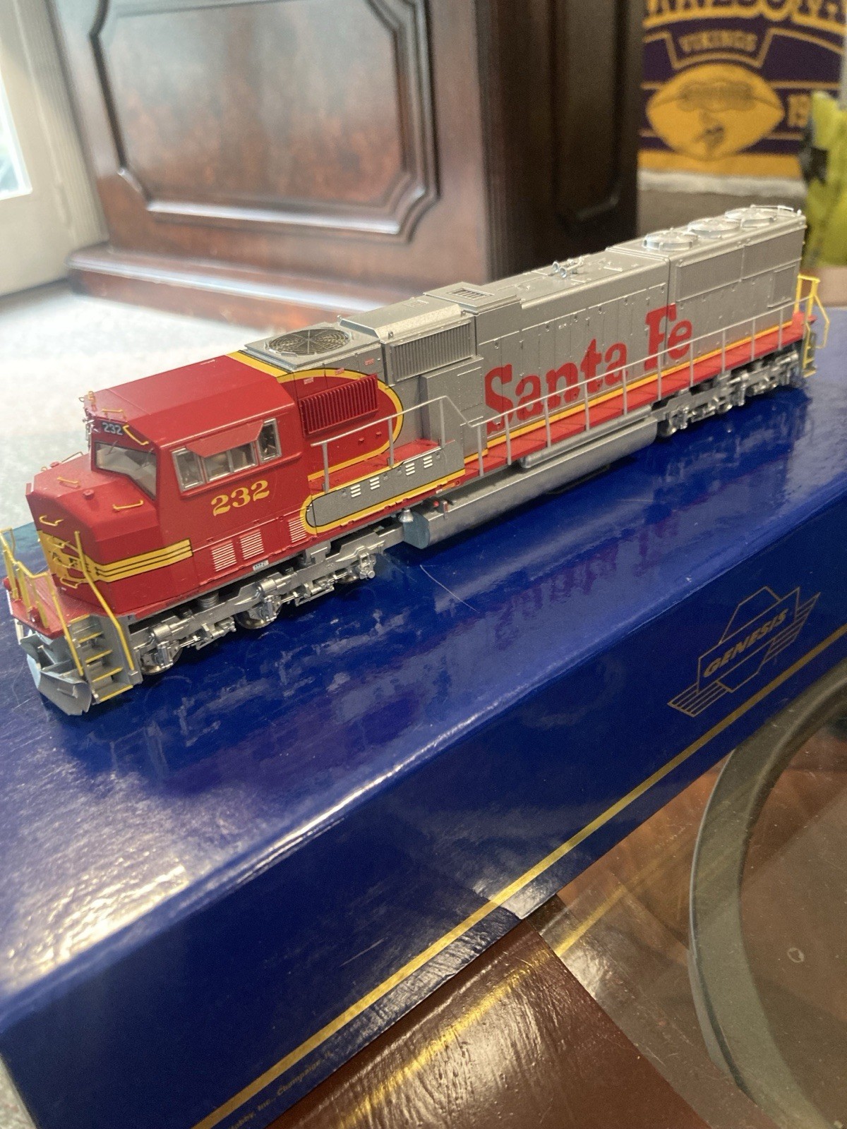 Athearn Genesis HO Santa Fe EMD SD75M #232 Diesel Locomotive DC Analog G62208