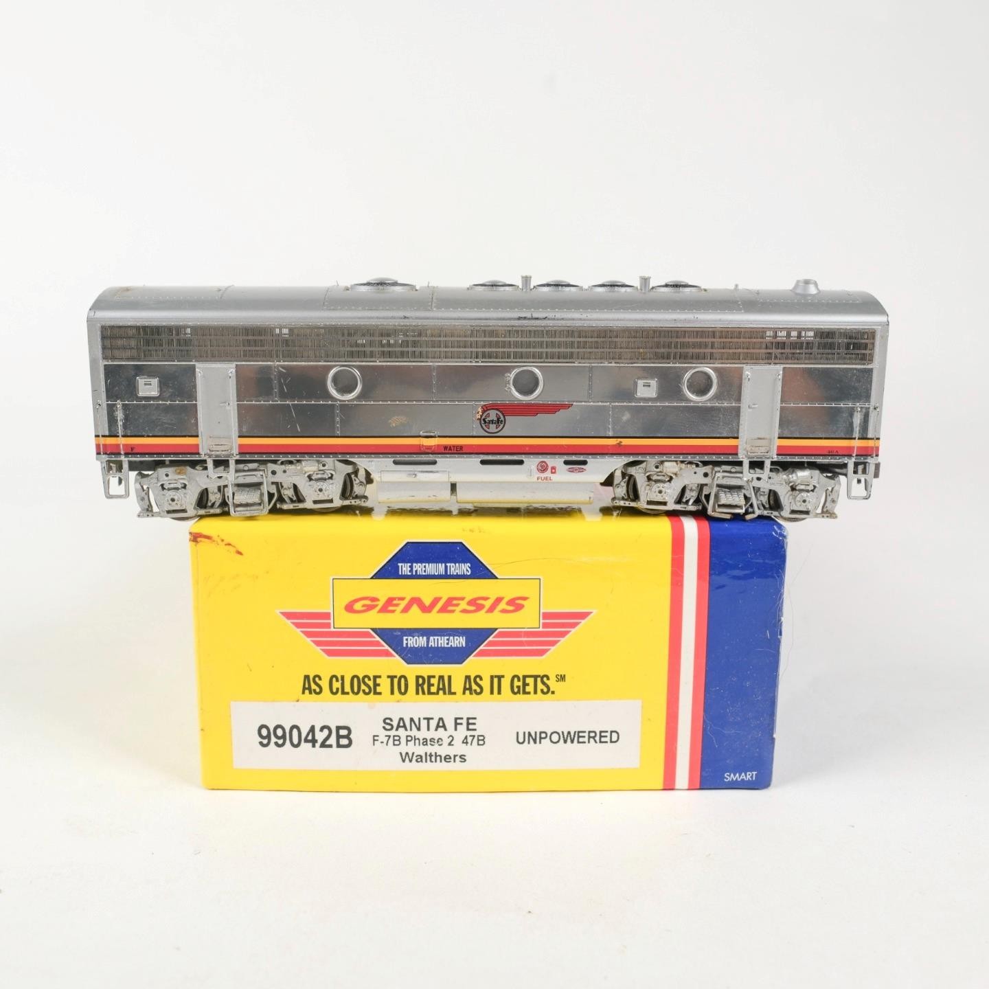 Athearn Genesis HO Scale Santa Fe F-7B Diesel Locomotive DC Powered Unit