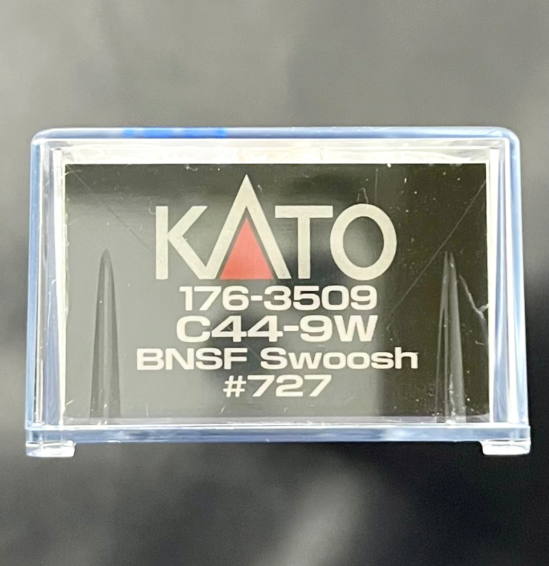 Kato N Scale 176-3509 GE C44-9W BNSF #727 Swoosh