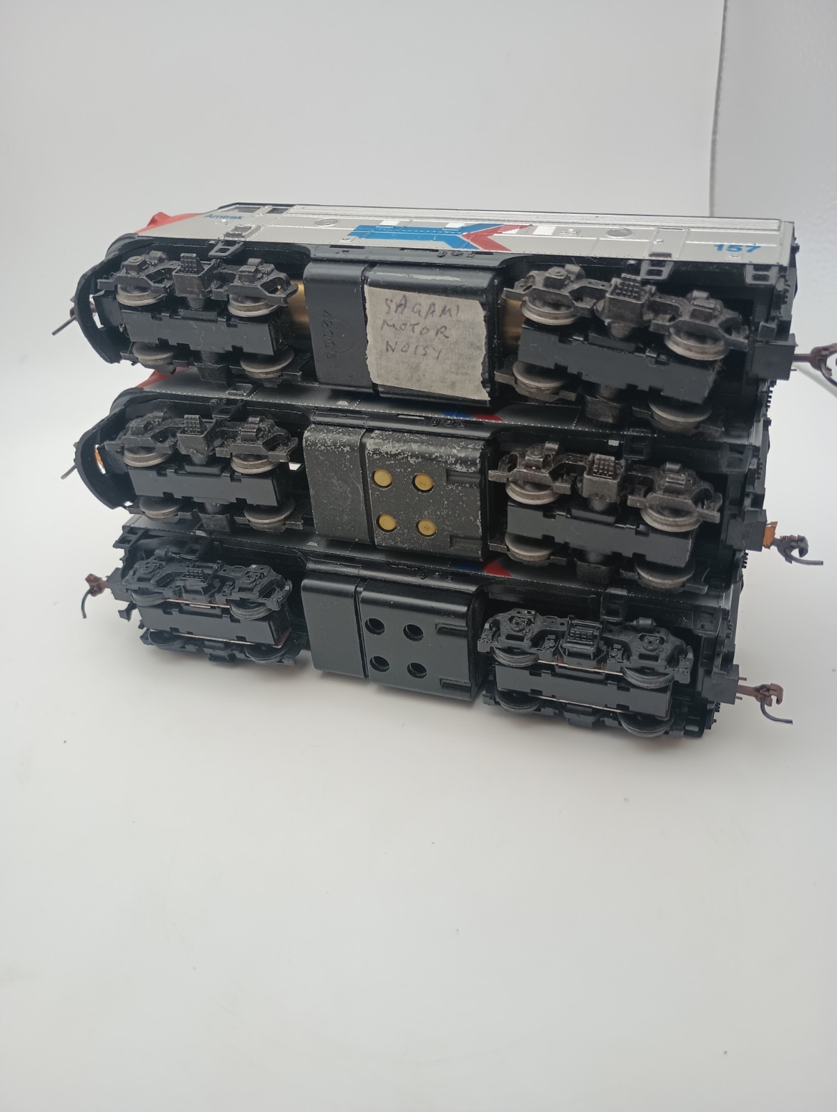HO Scale Athearn Amtrak F7AAB Set Powered And Dummy Diesel Locomotives