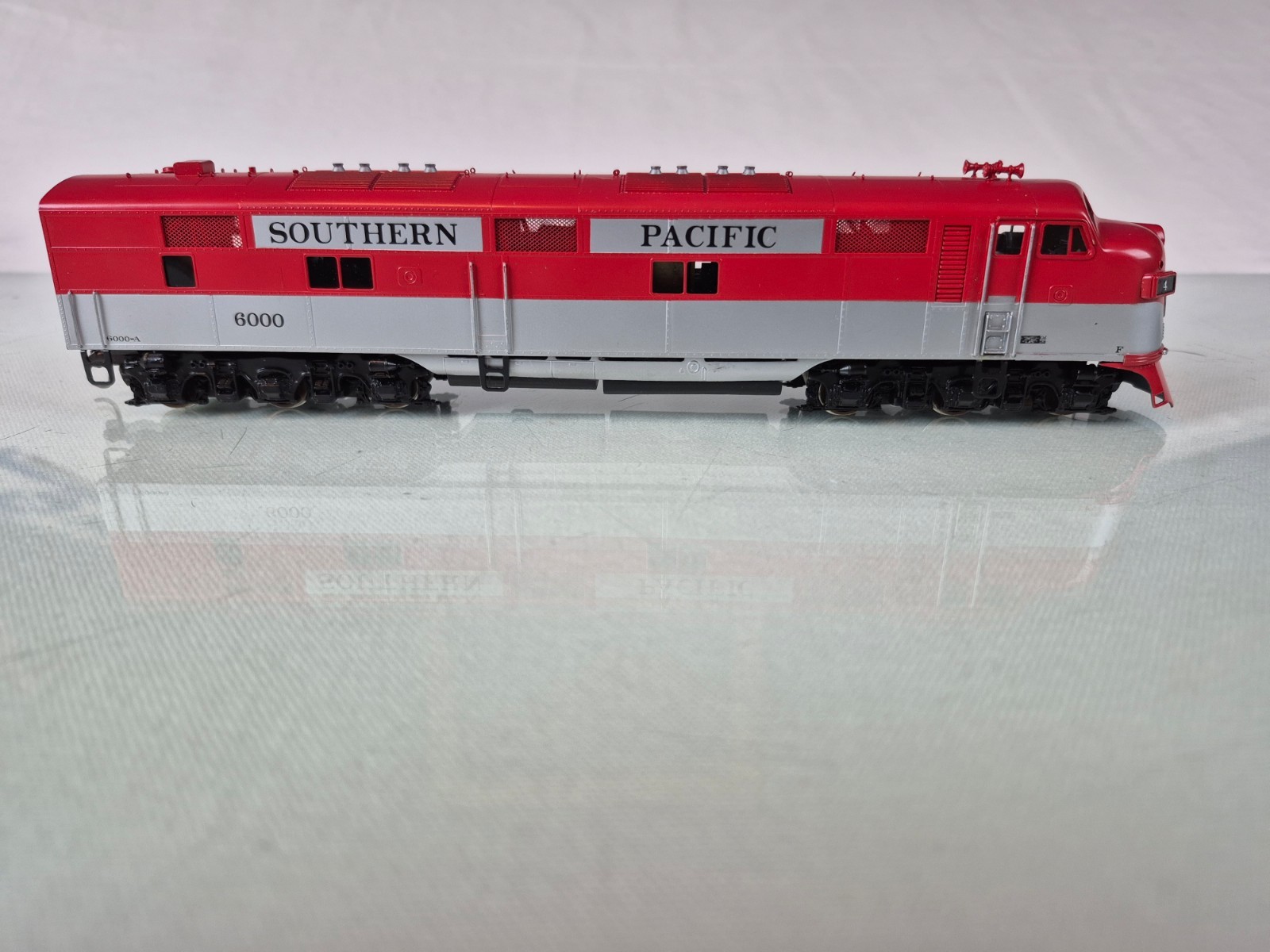 HO BRASS ORIENTAL LIMITED EMD E7A/B/B 2000HP SET SOUTHERN PACIFIC GOLDEN STATE