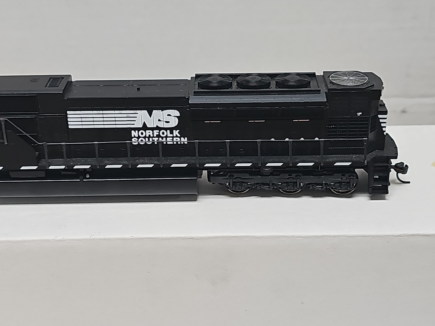 HO KATO 37-6346 EMD SD80MAC NORFOLK SOUTHERN NS # 7204 Read.