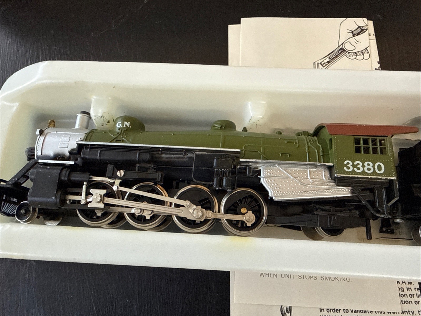 HO Scale AHM Great Northern #3380 Vintage 2-8-2 Heavy Mikado Steam Locomotive