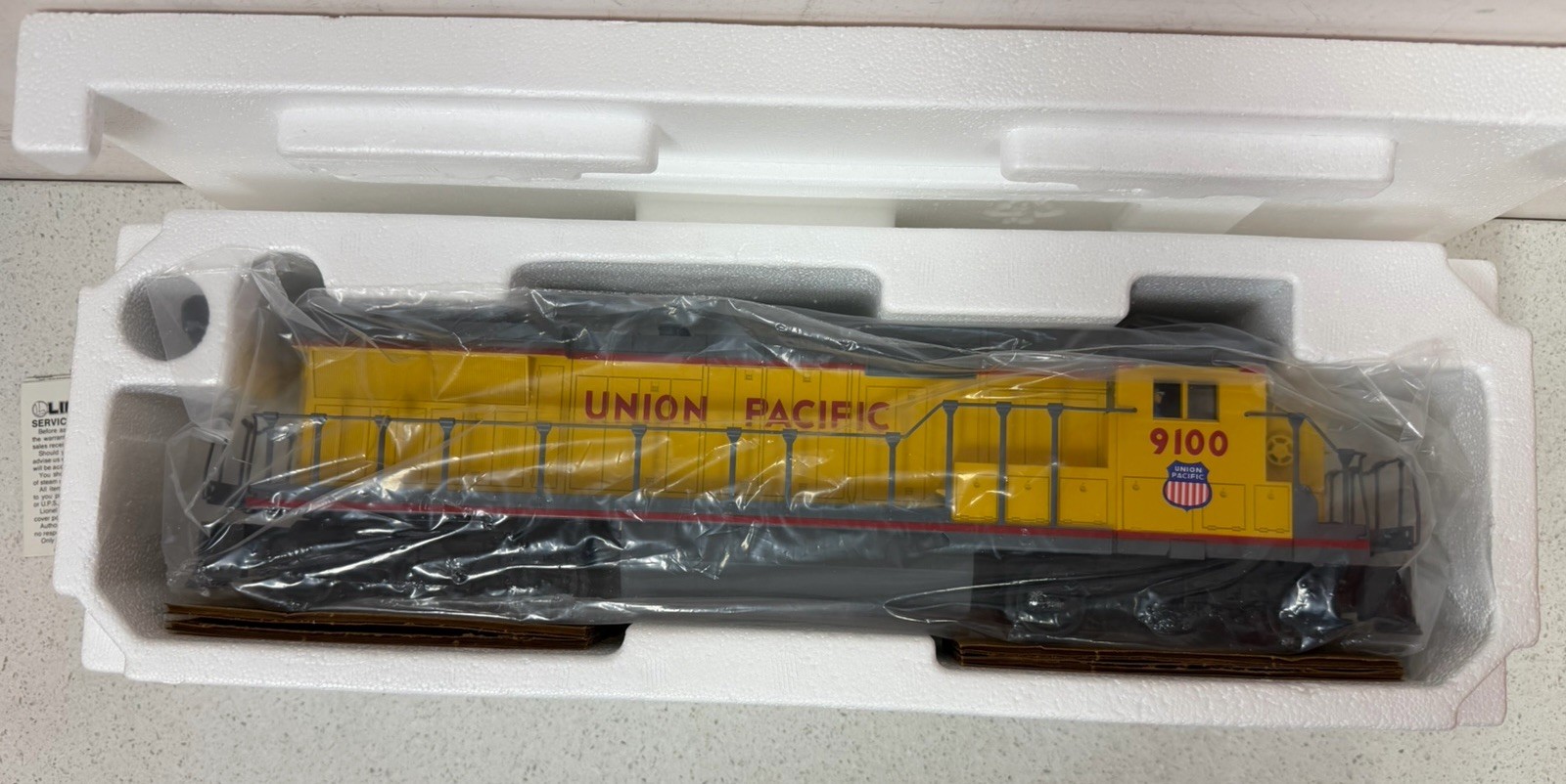 Lionel 6-18205 Union Pacific Dash-8 40C Diesel Locomotive C-8 LN NEW