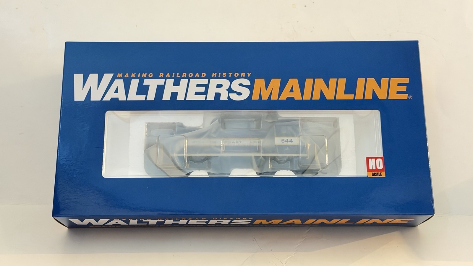 Walthers HO 910-10651 EMD SW7 Atlantic Coast Line #644 Locomotive