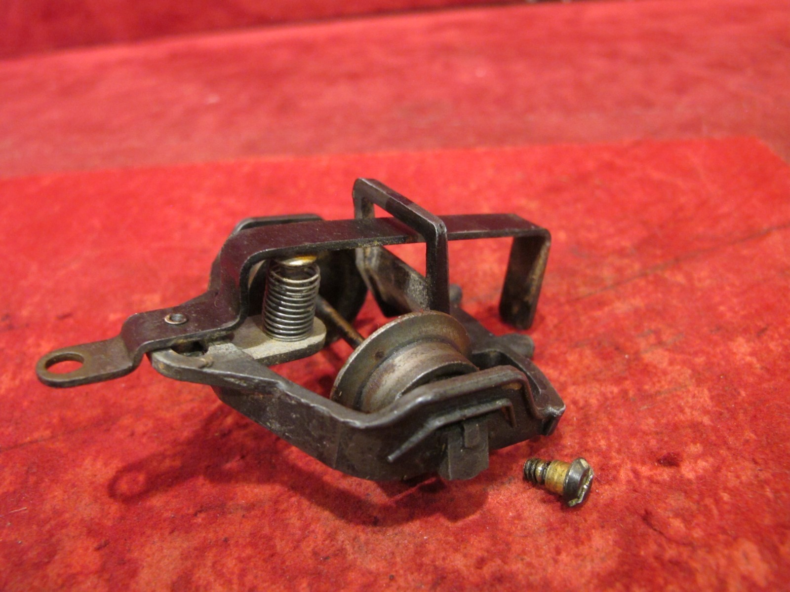 Lionel Original Vintage early 2026 Steam Engine rear truck with draw bar
