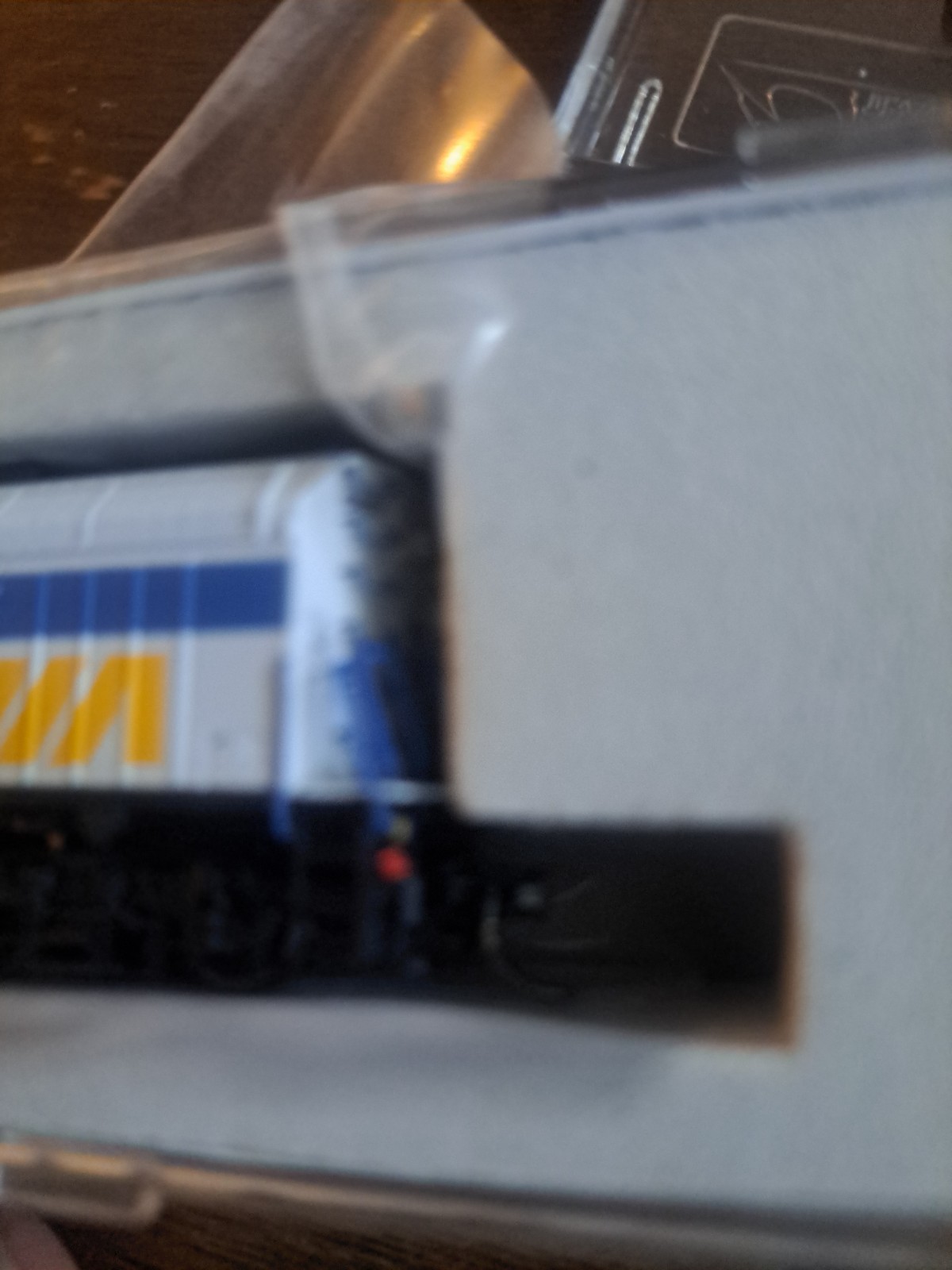 Rapido Trains 580508 VIA F40PH-2D-CANADA SCHEME DC DCC Sound 6457