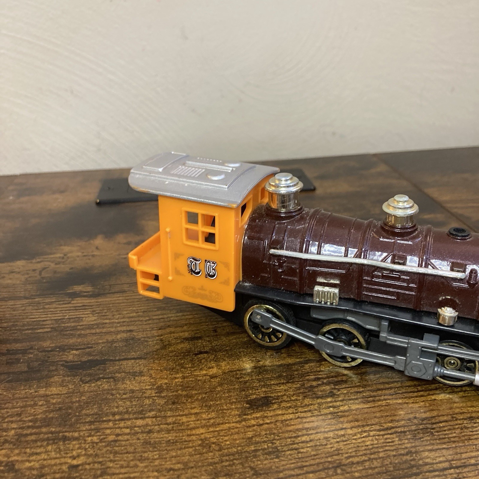 Steam Locomotive Era Toy Train 7″ Orange Brown Plastic O Gauge Parts/Repair