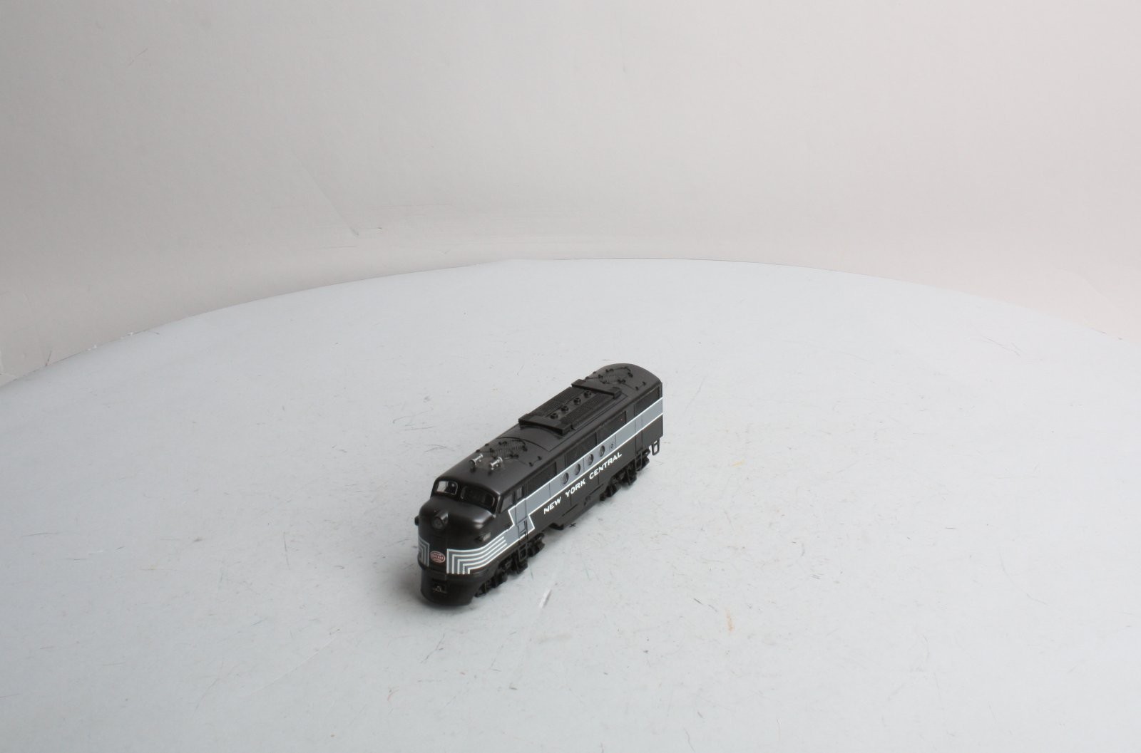 Stewart 5014 HO New York Central EMD FTA Single Light Diesel Locomotive LN/Box