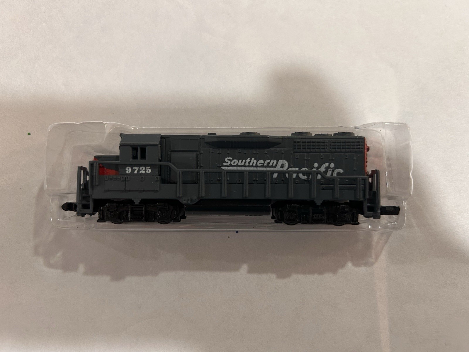 Southern Pacific Locomotive #9725 Model Train By High Speed Metal Dummy N Scale