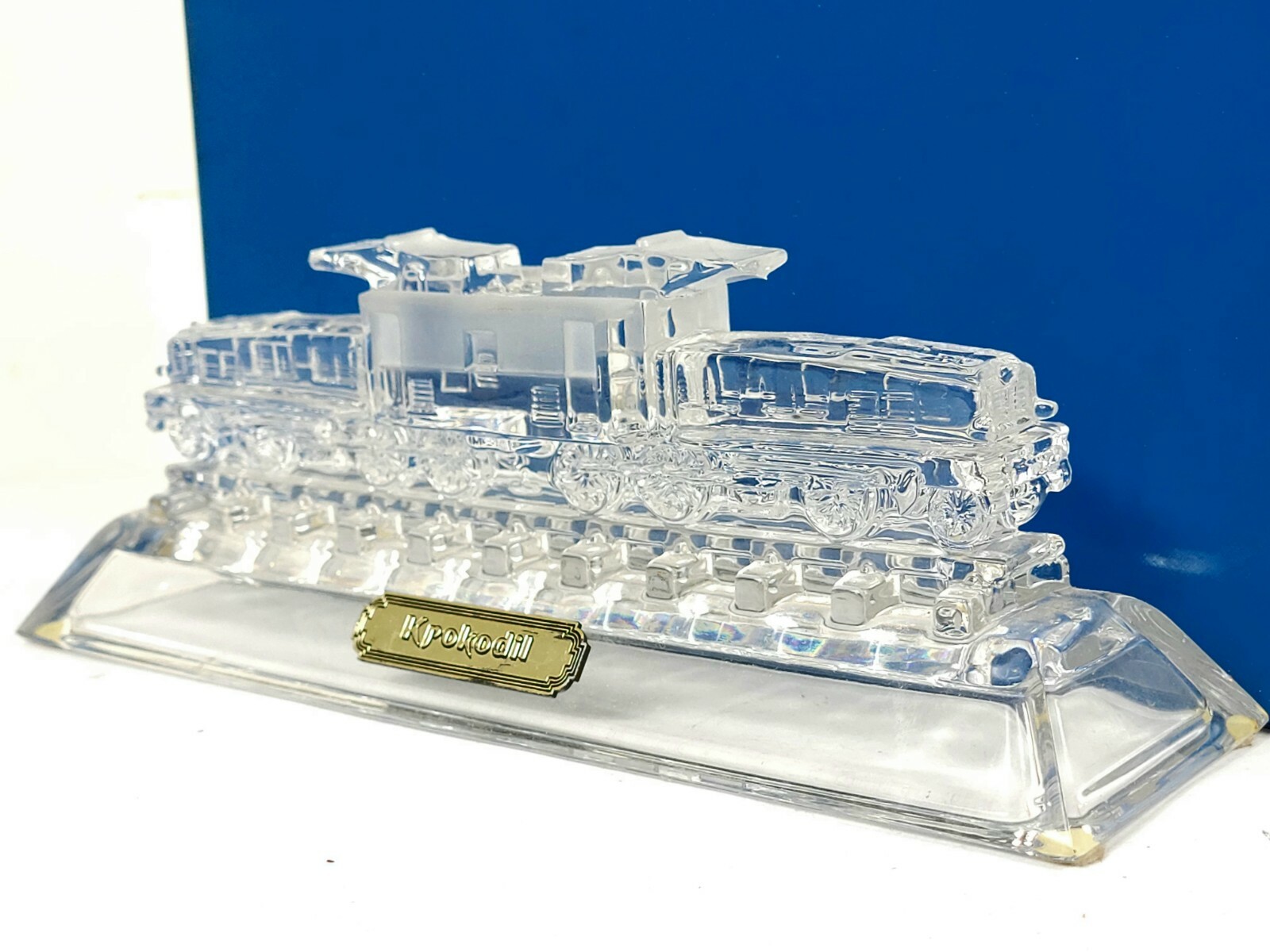 KROKODIL LOCOMOTIVE HAND CUT CABOT LEAD CRYSTAL GLASS DESK PAPERWEIGHT DISPLAY