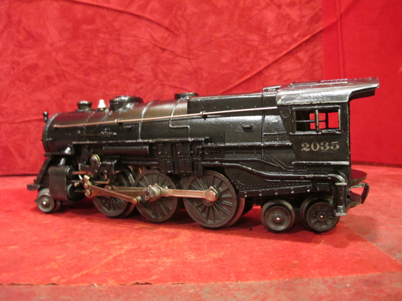 Lionel O Gauge 2035 K-4 Pacific 2-6-4 Steam Locomotive TESTED RUNS,LIGHTS,SMOKES