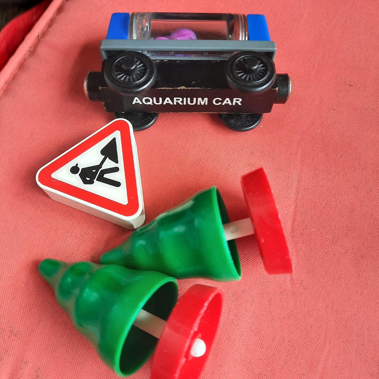 2001 Sodor Thomas & Friend Aquarium Car & Tomy Trackmaster Tree Traffic Control