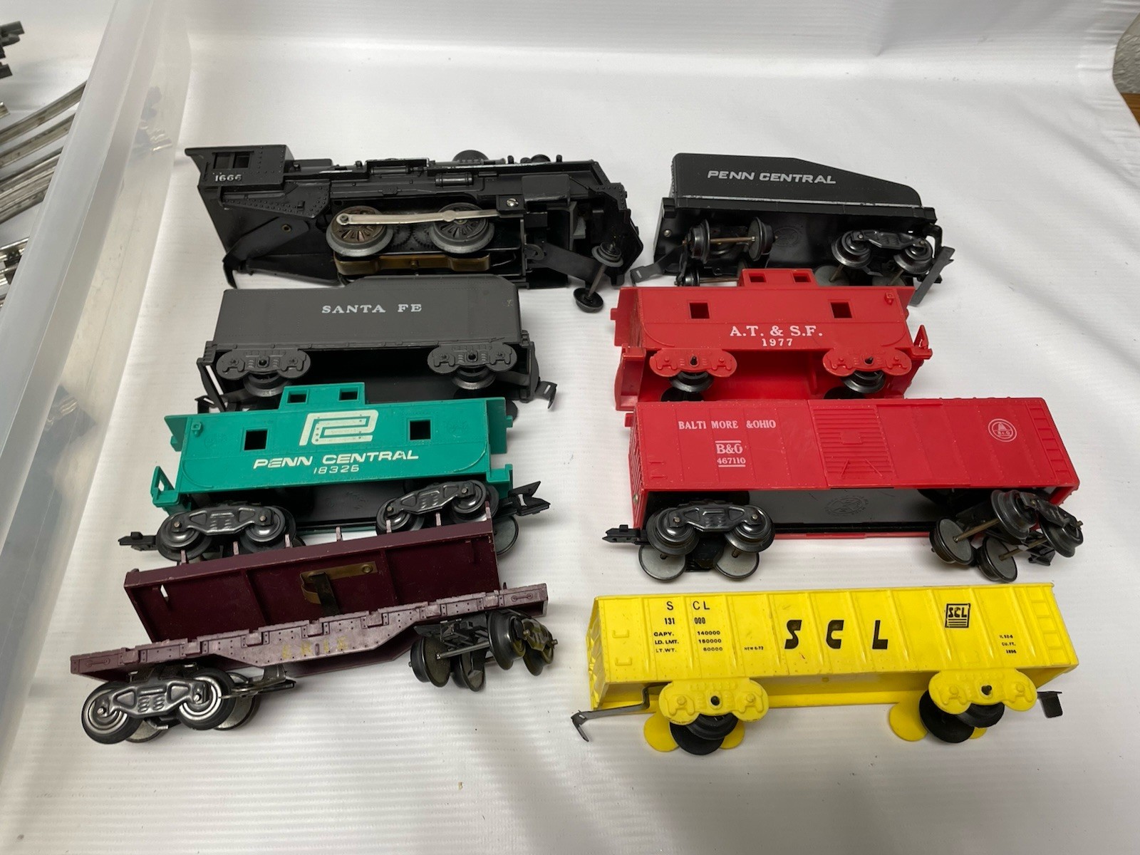 VINTAGE TOY TRAIN LOT MARX Toys Engine Cars Metal Tracks + Misc Items